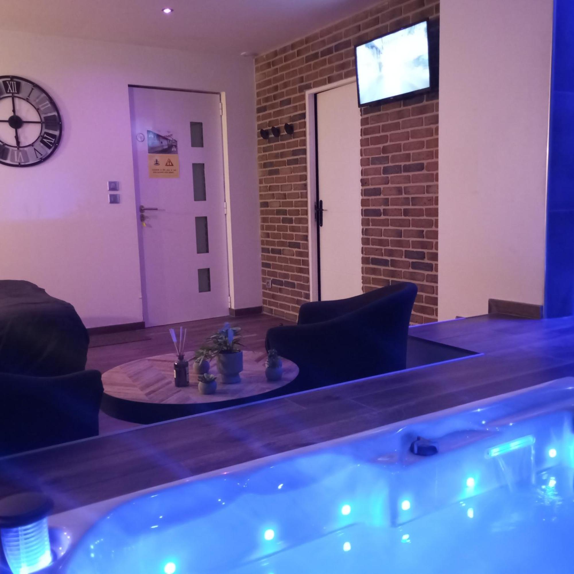 Chambre Romantique Avec Spa Privatif Ferriere-la-Grande 외부 사진